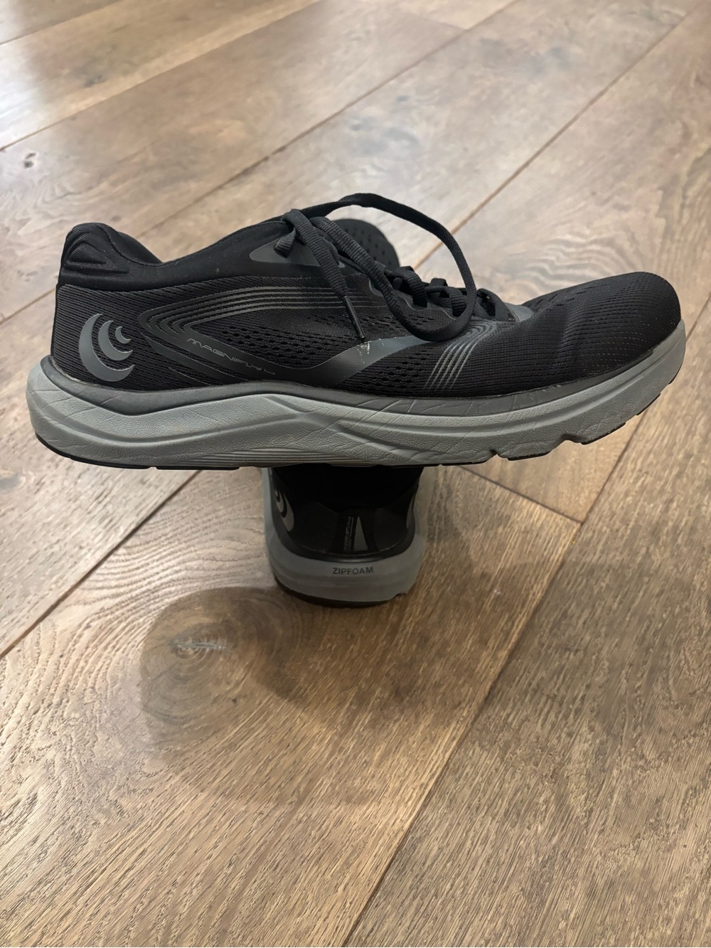 Topo Men's Black and Gray Running Shoes - Cushioned Support Magnifly 4